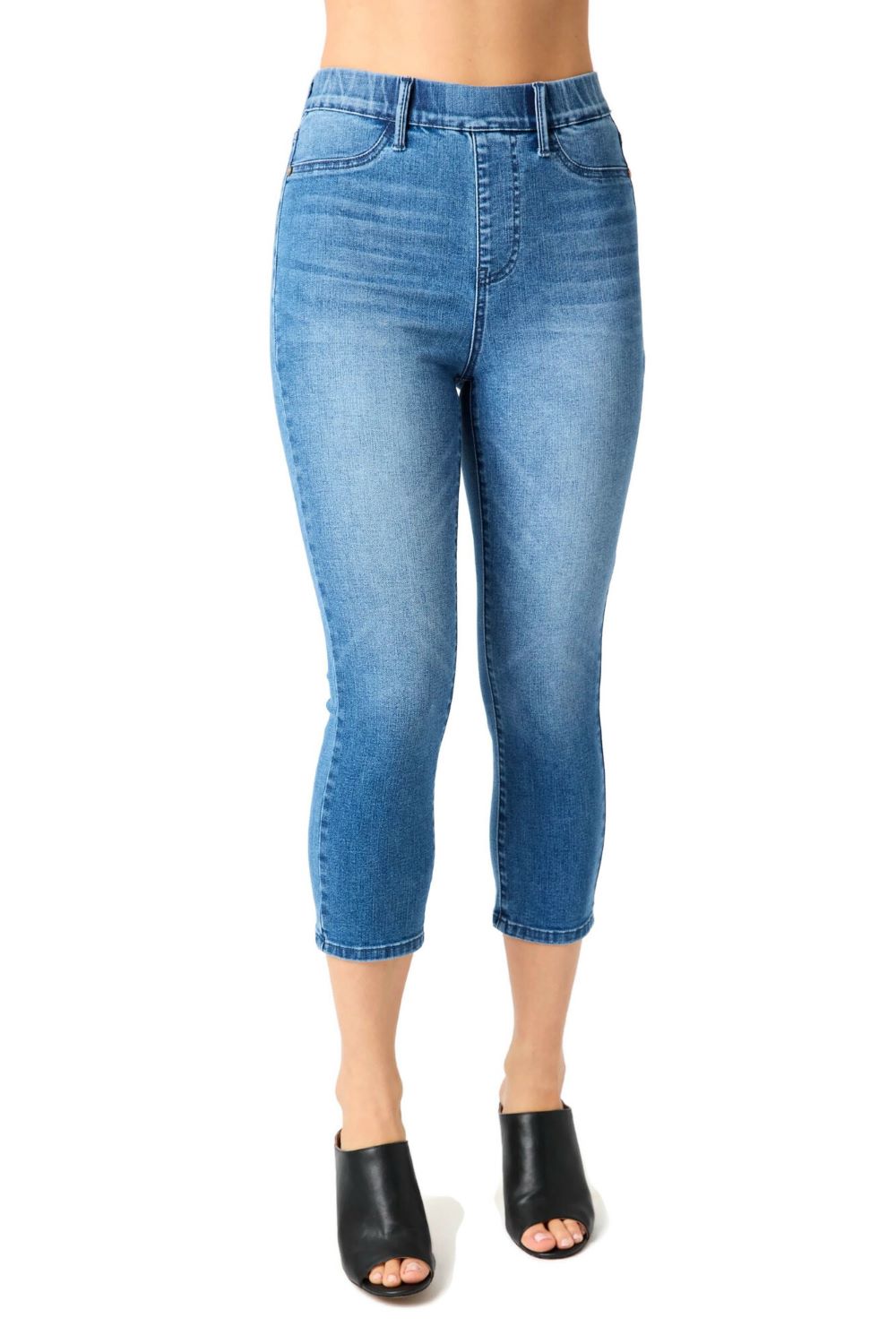 Judy Blue High Rise Cool Denim Pull On Capri