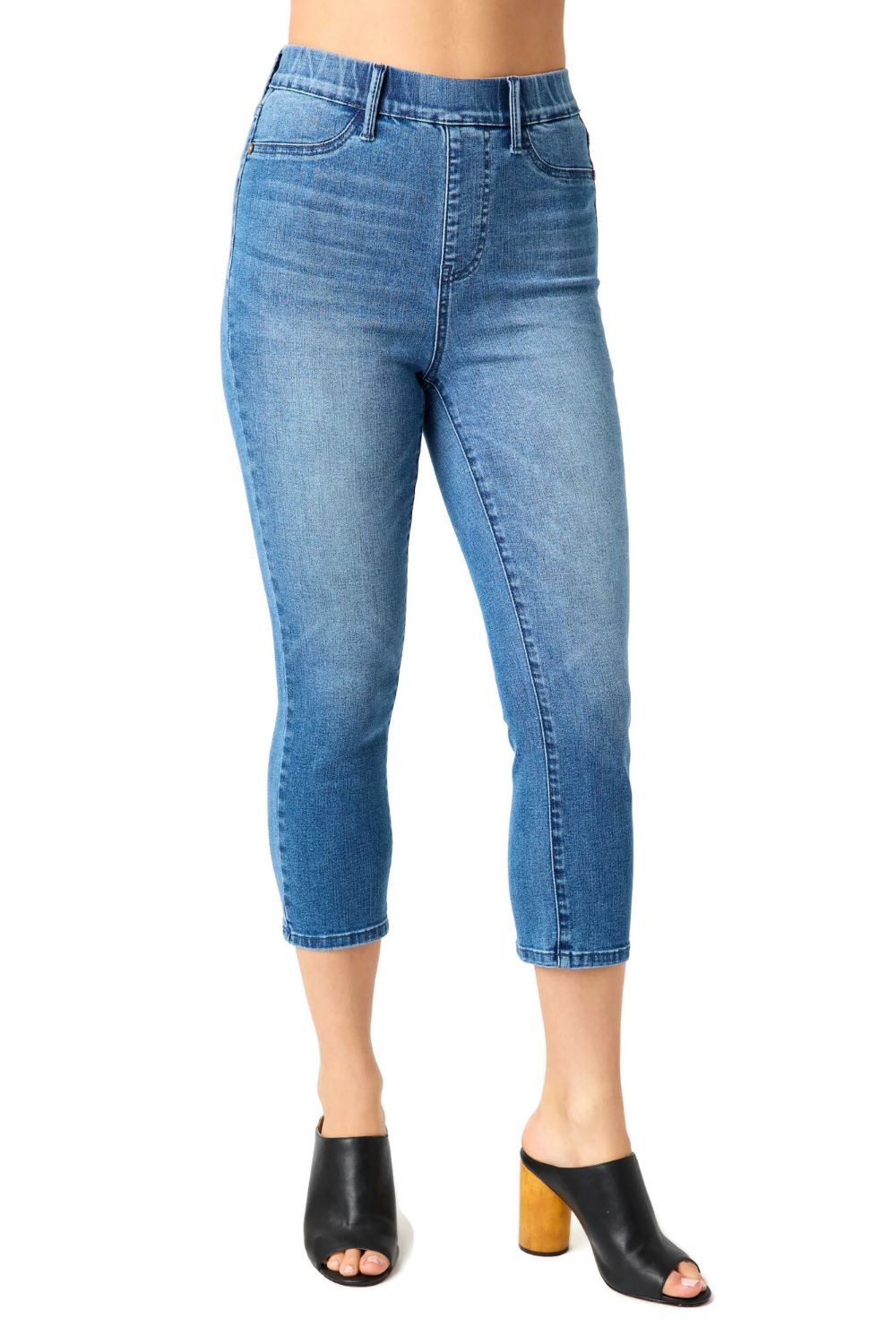 Judy Blue High Rise Cool Denim Pull On Capri