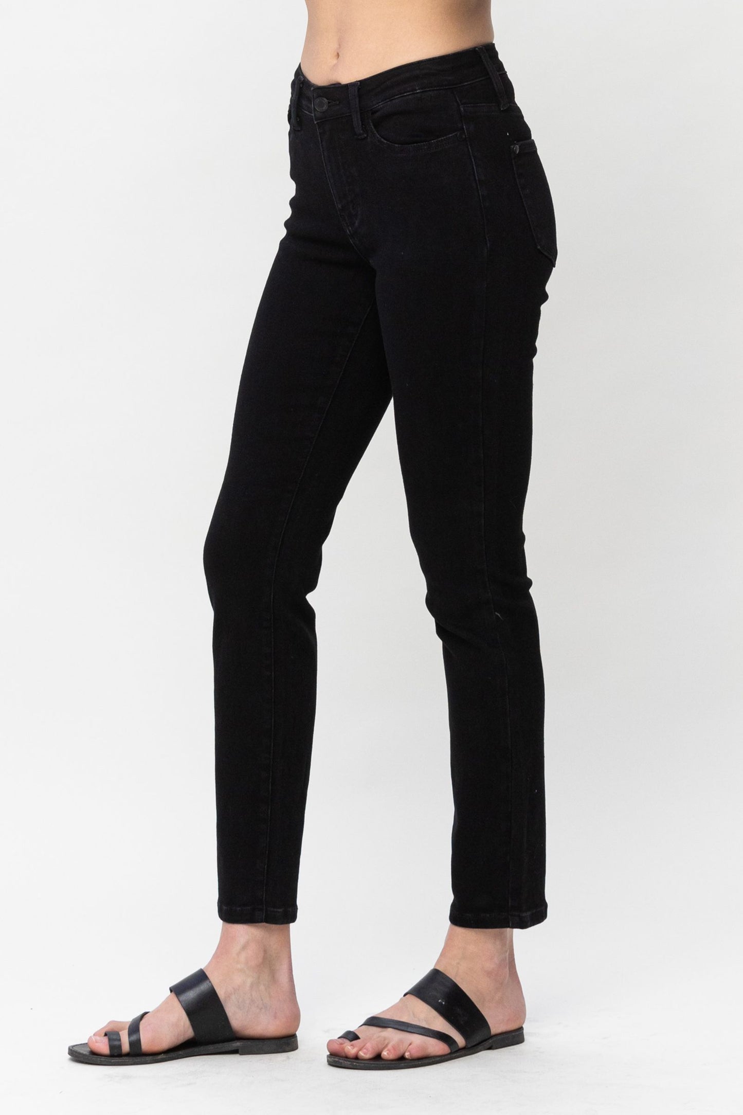 Judy Blue Mid Rise Black Slim Fit Jeans